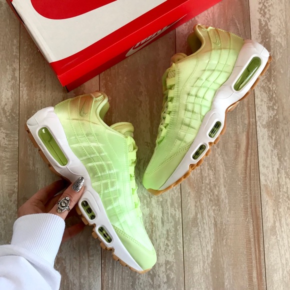 NWTNike Air Max 95 Rare satin - Picture 3 of 8